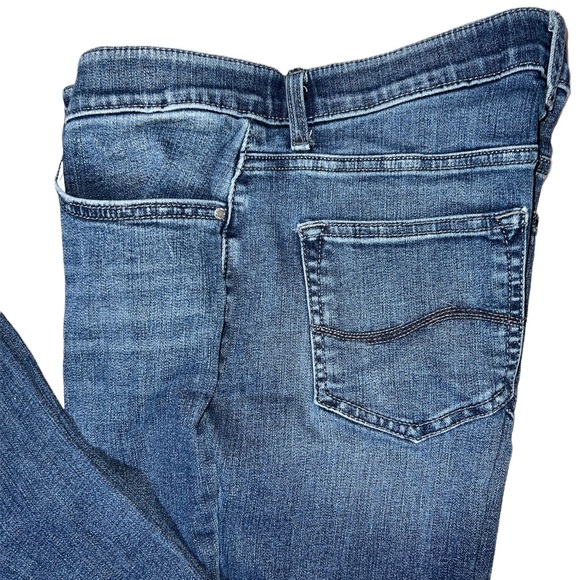 “LEE” Denim Jeans, size Petite 6 - Picture 5 of 12